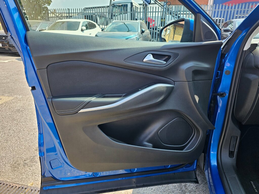 Vauxhall Grandland X  Black #23