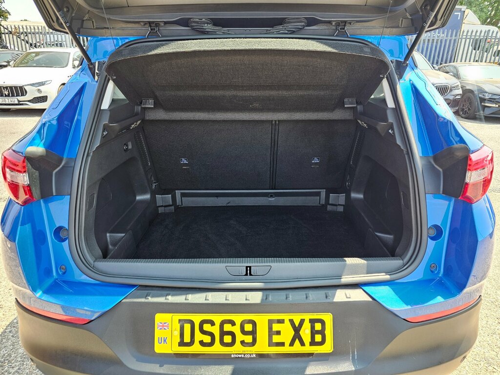 Vauxhall Grandland X  Black #13