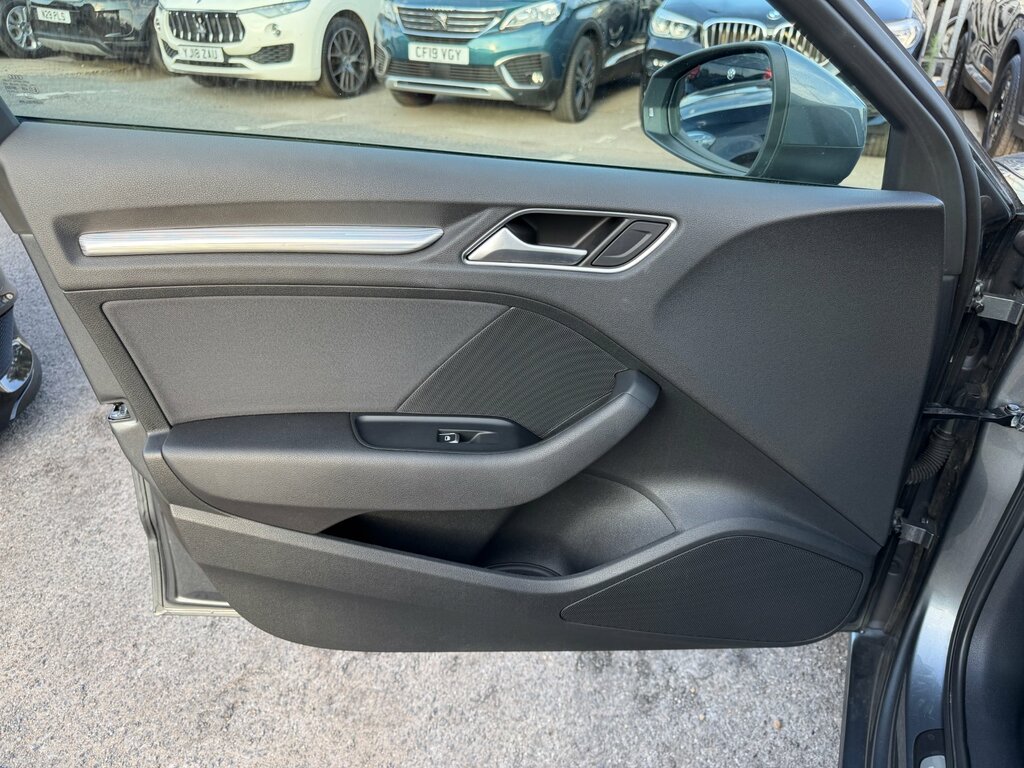 Audi A3 1.6 Tdi Se Euro 6 Ss White #46