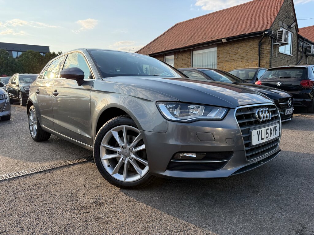 Audi A3 1.4 Tfsi Cod Sport Sportback S Tronic E Grey
