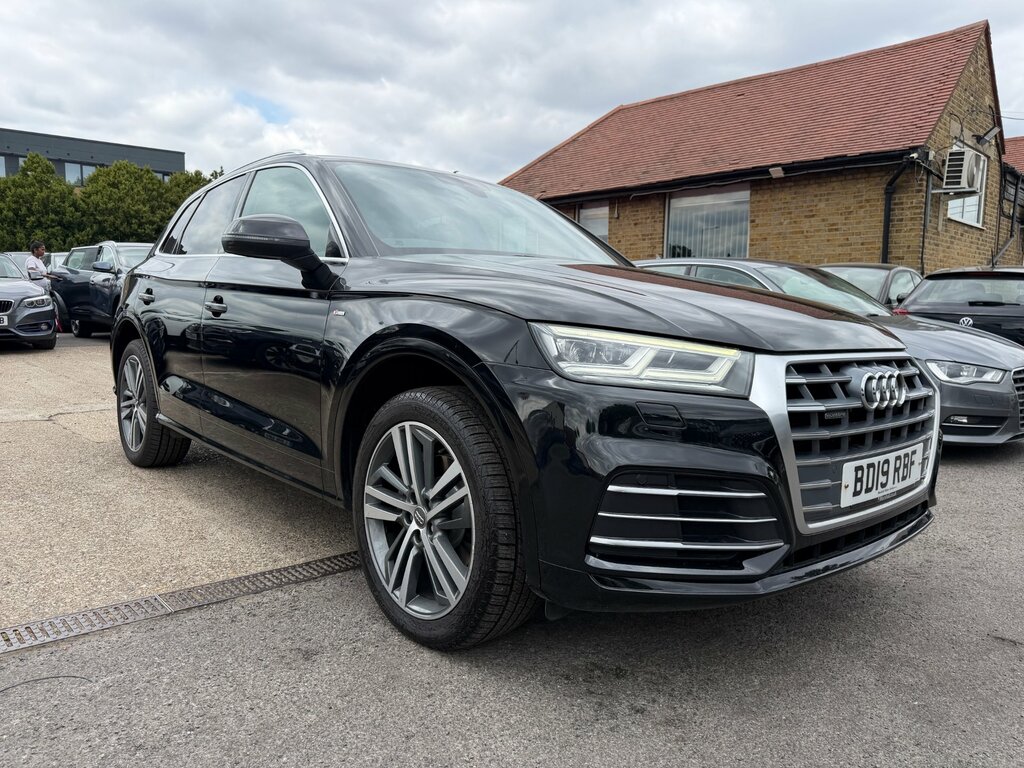 Audi Q5 2.0 Tdi 40 S Line Suv S Tronic Quattro Black #3