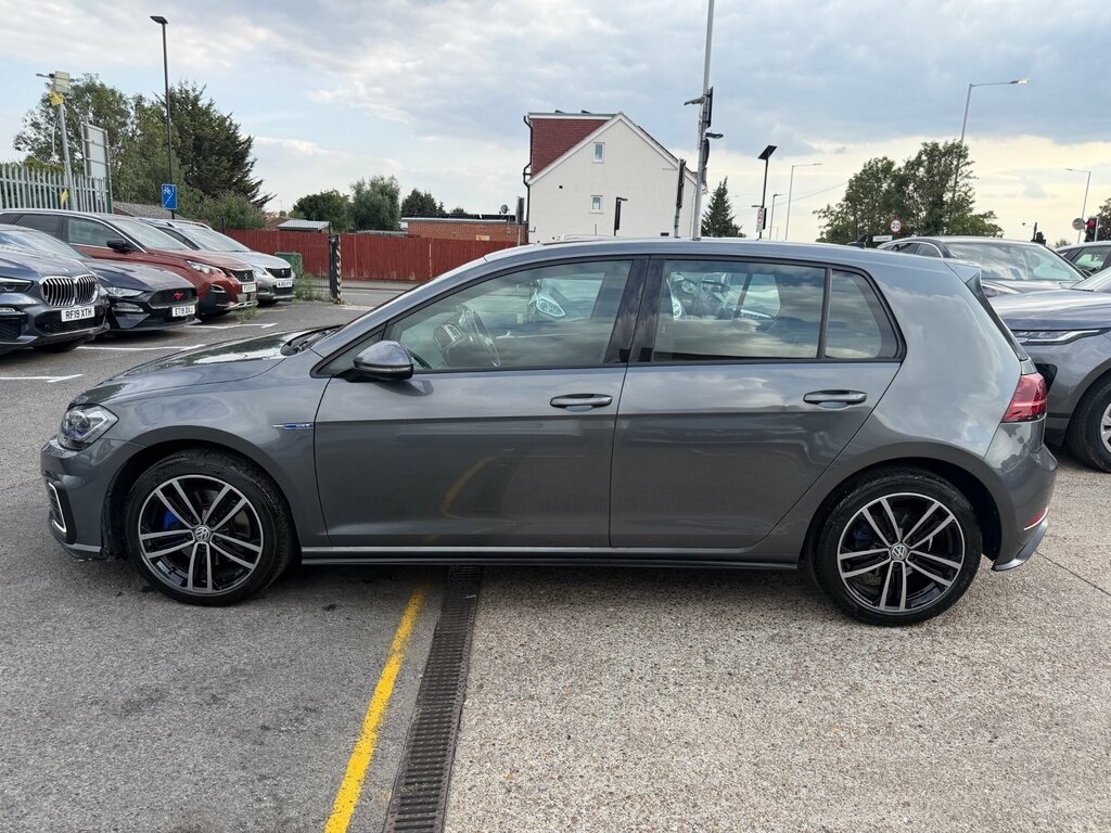 Volkswagen e-Golf 35.8Kwh E-golf Hatchback 136 Ps Grey #58