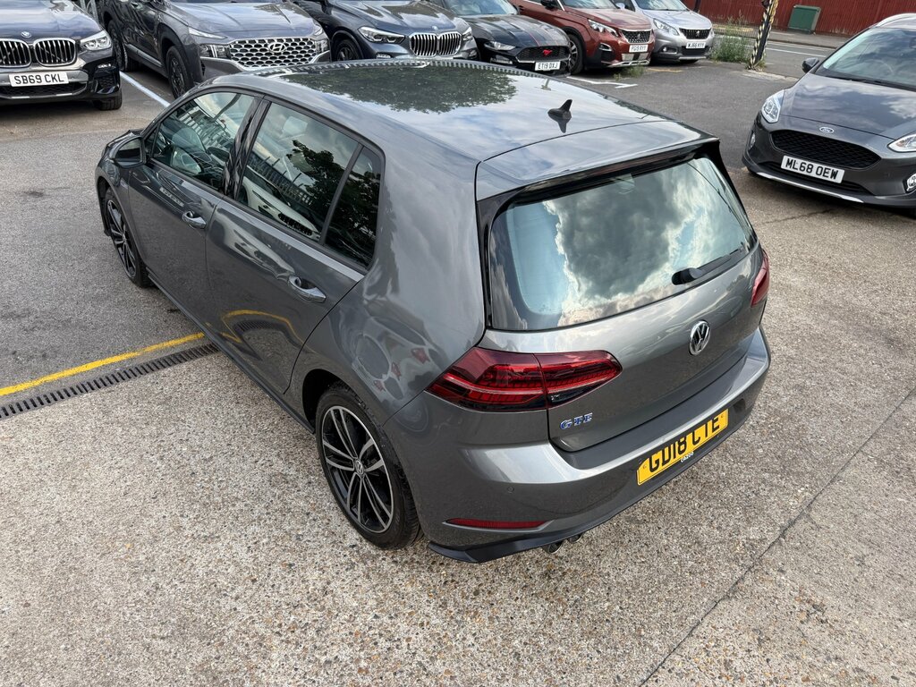 Volkswagen e-Golf 35.8Kwh E-golf Hatchback 136 Ps Grey #9