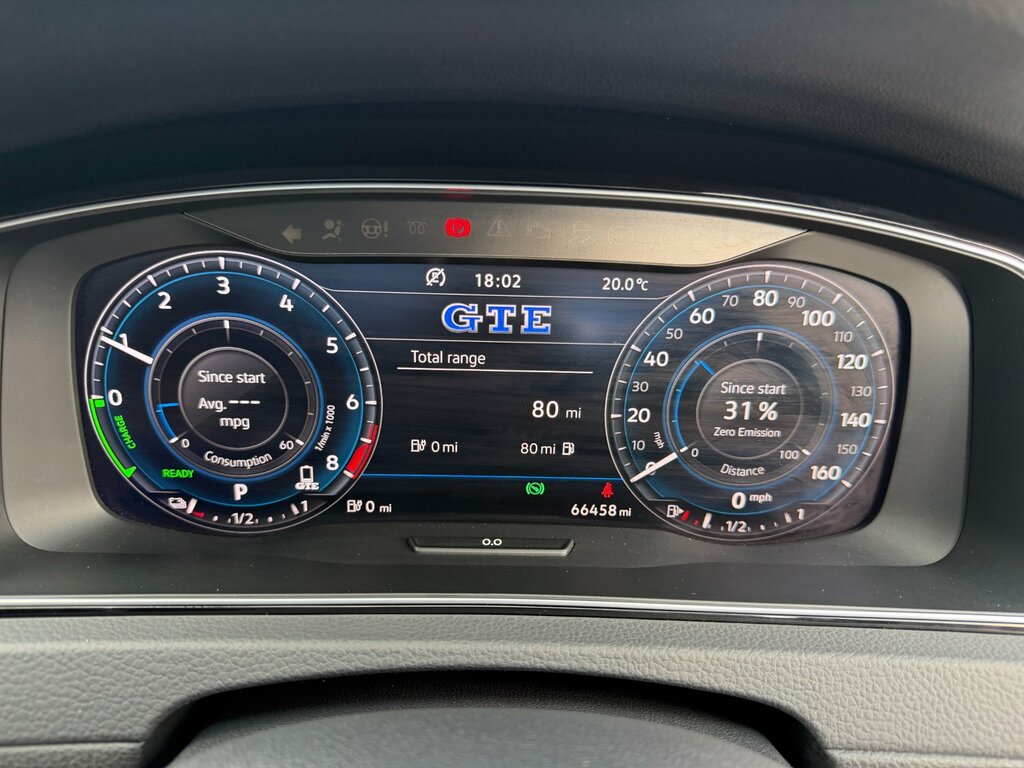 Volkswagen e-Golf 35.8Kwh E-golf Hatchback 136 Ps Grey #40