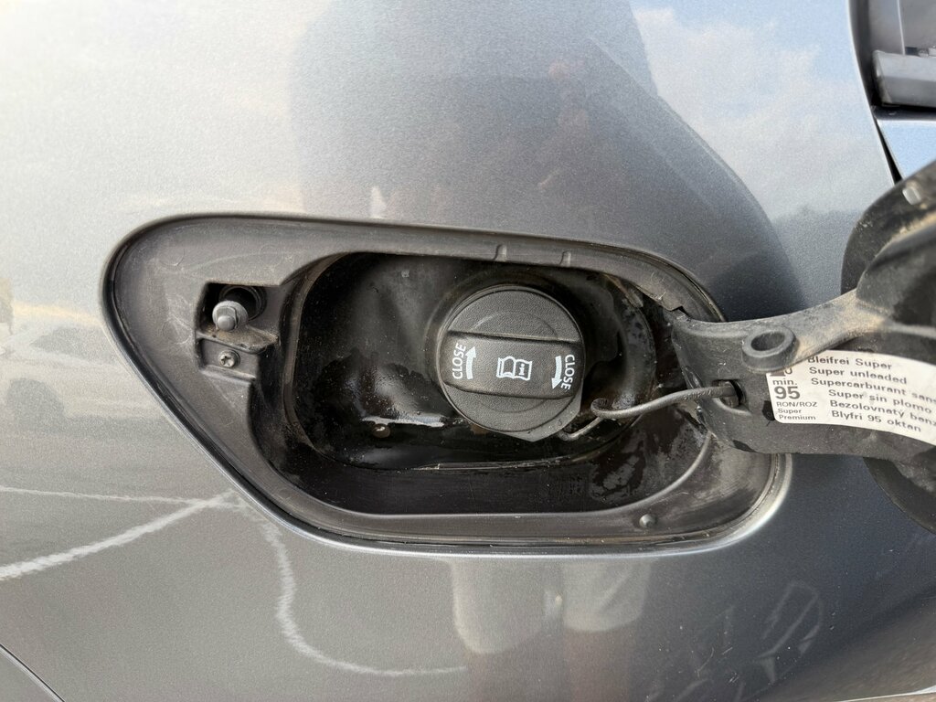 Volkswagen e-Golf 35.8Kwh E-golf Hatchback 136 Ps Grey #56
