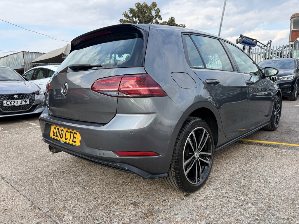 Volkswagen e-Golf 35.8Kwh E-golf Hatchback 136 Ps Grey #12