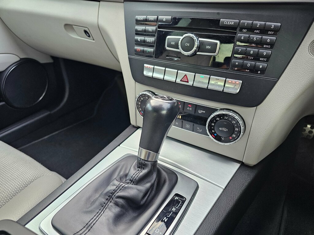 Mercedes-Benz C Class C180 Blueefficiency Executive Se Saloon Silver #42
