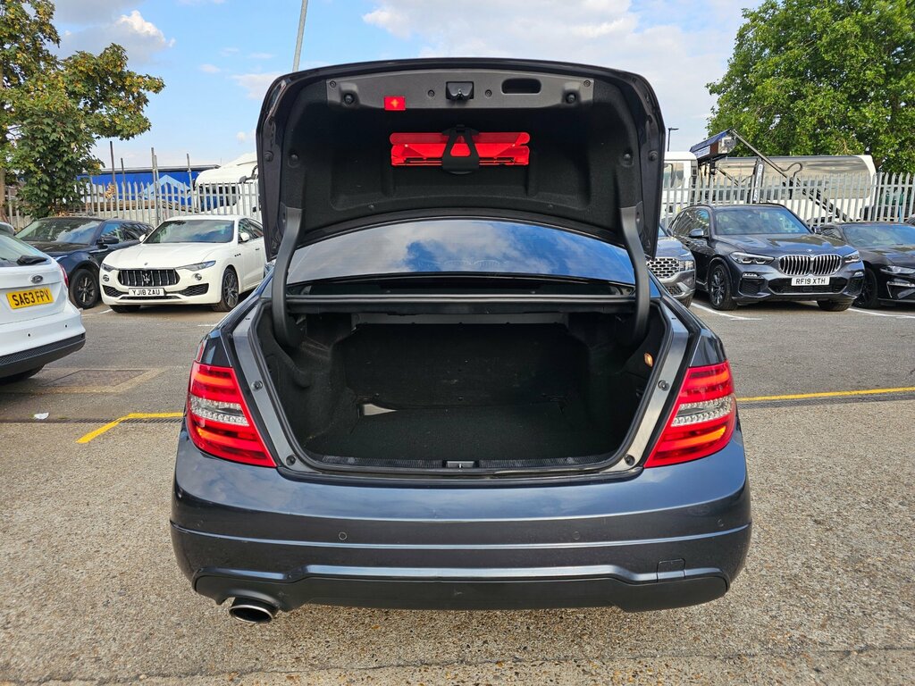 Mercedes-Benz C Class C180 Blueefficiency Executive Se Saloon Silver #10