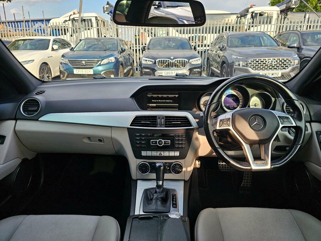 Mercedes-Benz C Class C180 Blueefficiency Executive Se Saloon Silver #47