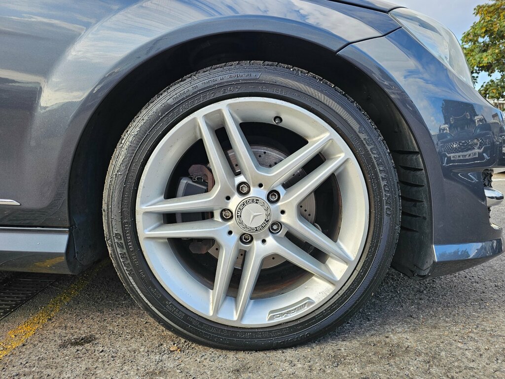 Mercedes-Benz C Class C180 Blueefficiency Executive Se Saloon Silver #17