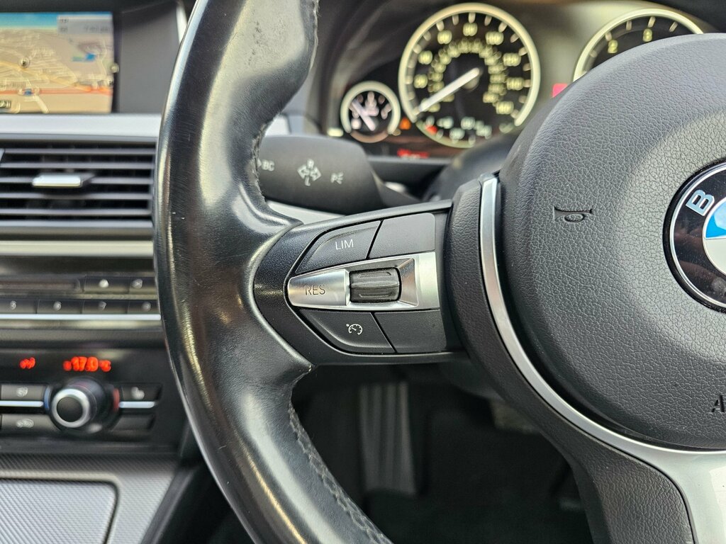 BMW 5 Series M Sport Black #35