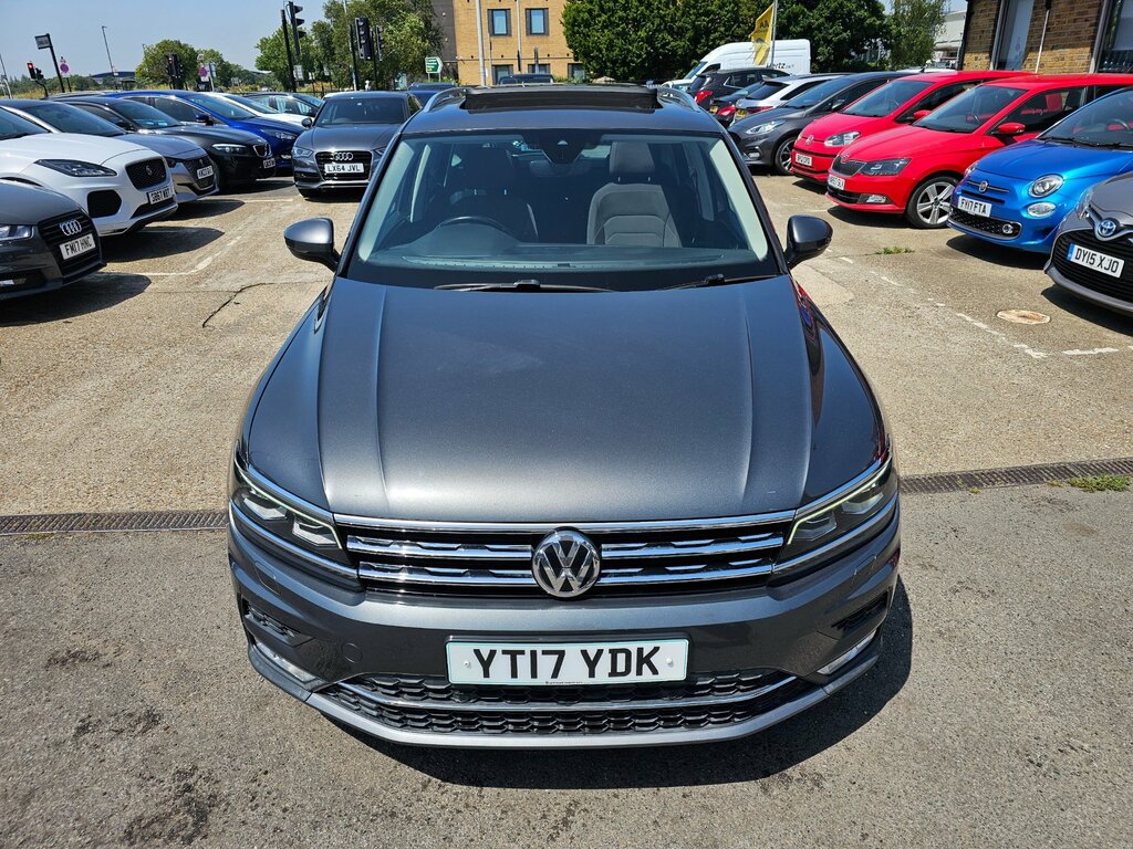 Volkswagen Tiguan 2.0 Tdi Bluemotion Tech Sel Suv Grey #4