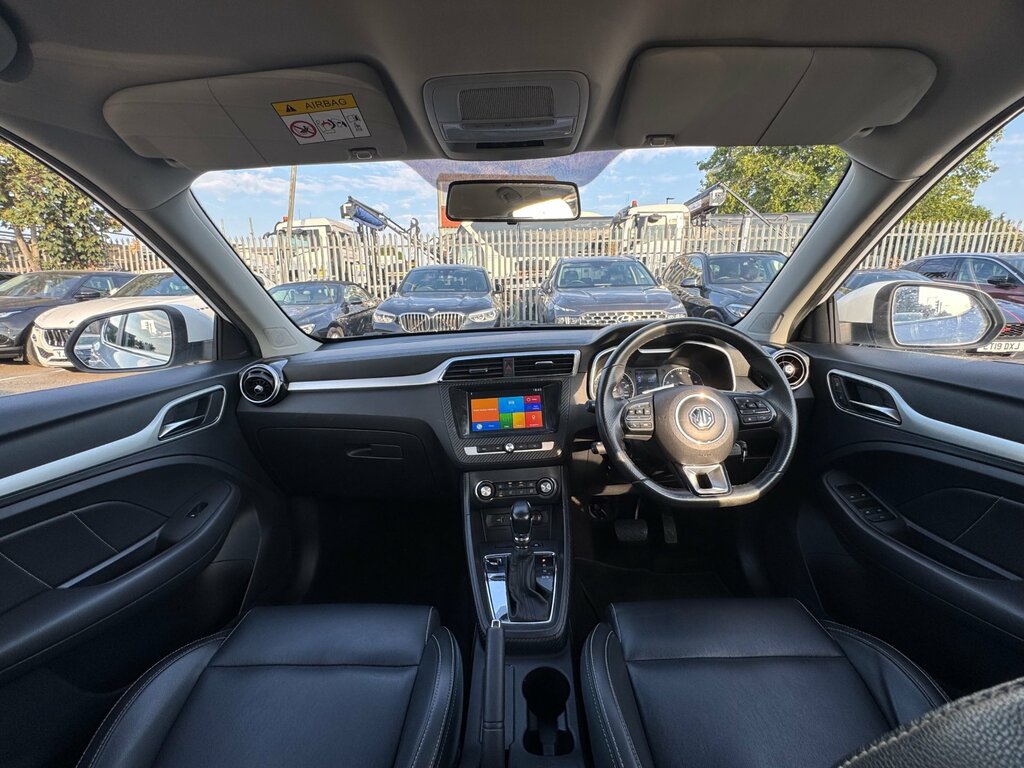 MG ZS Suv 1.5 Vti-tech Exclusive Euro 6 Ss 2019 Red #33