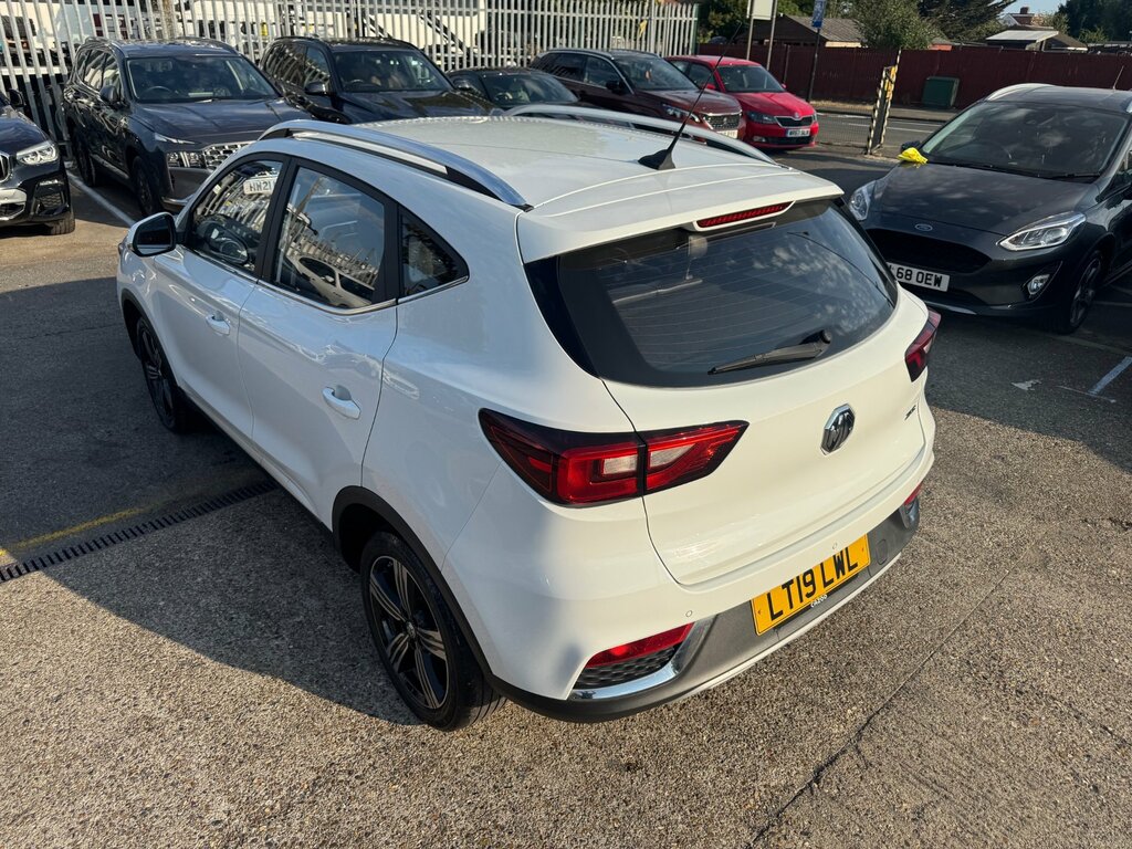 MG ZS Suv 1.5 Vti-tech Exclusive Euro 6 Ss 2019 Red #9
