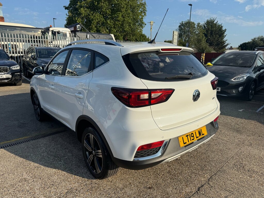 MG ZS Suv 1.5 Vti-tech Exclusive Euro 6 Ss 2019 Red #12