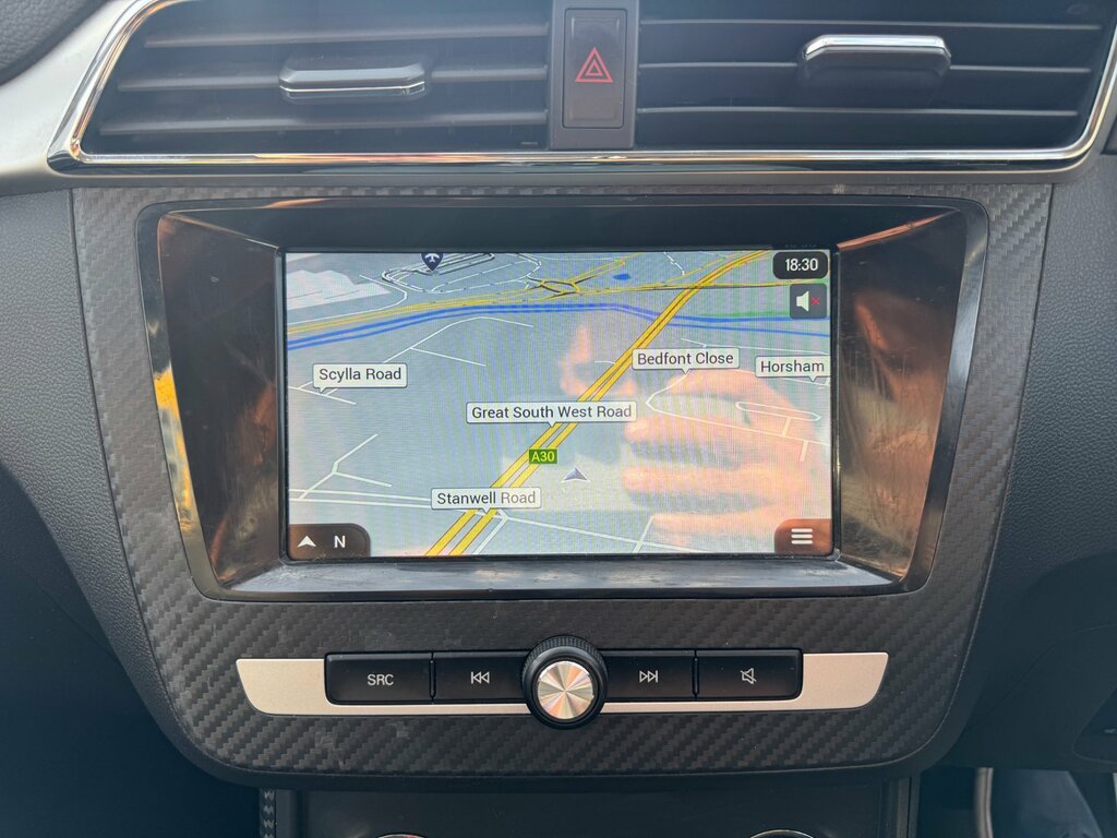 MG ZS Suv 1.5 Vti-tech Exclusive Euro 6 Ss 2019 Red #29