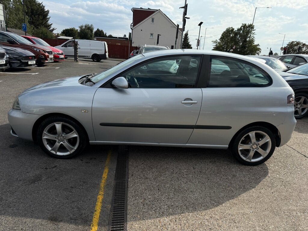 Seat Ibiza Sport Black #11