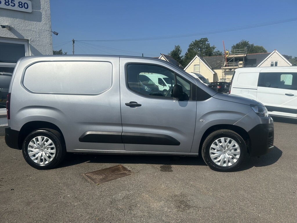 Citroen Berlingo 1.5 Bluehdi 1000Kg Enterprise Edition 100Ps L1 Swb LE72PNJ #5