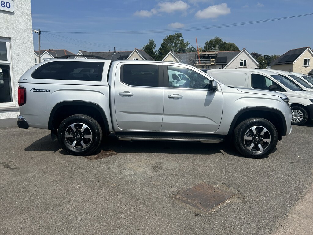 Volkswagen Amarok 2.0 Tdi Style Pickup D Cab 4Motion 205 Bhp Ha  #5