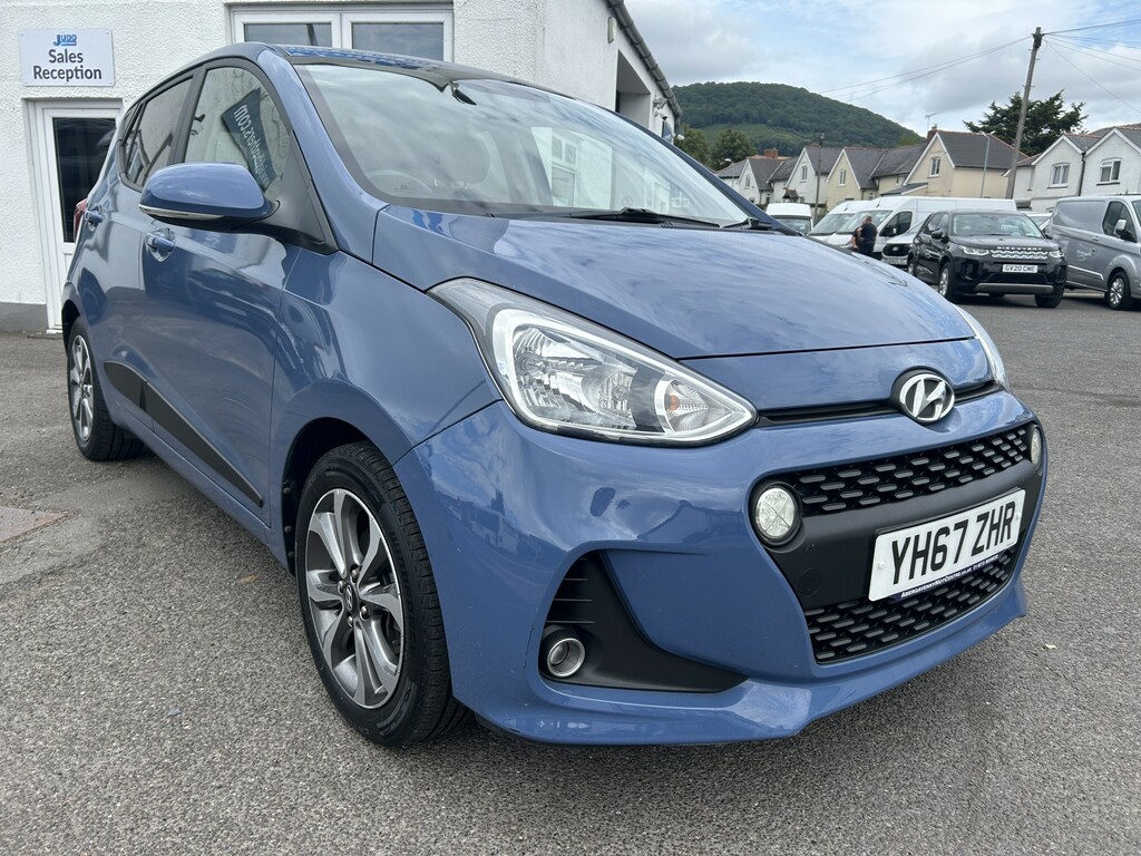 Hyundai I10 1.2 Premium Se Air Con Satnav Heated Seats  #2