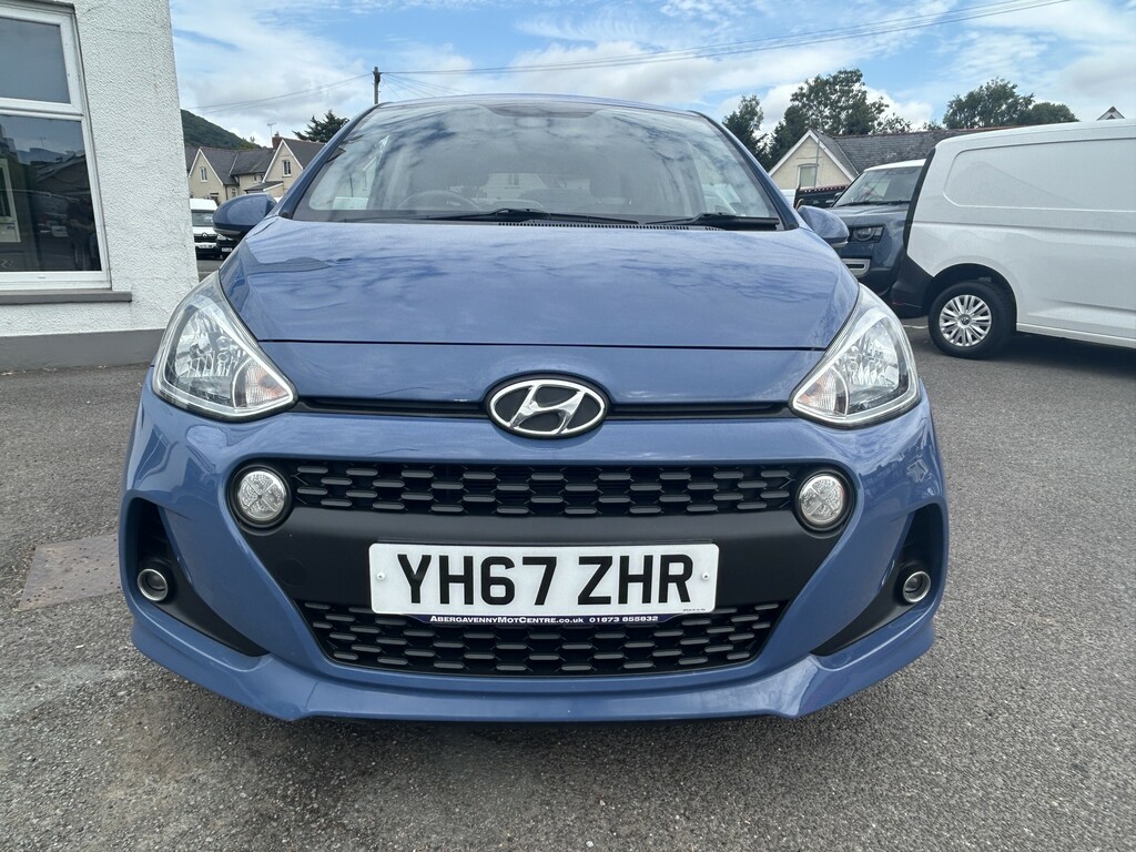Hyundai I10 1.2 Premium Se Air Con Satnav Heated Seats  #3