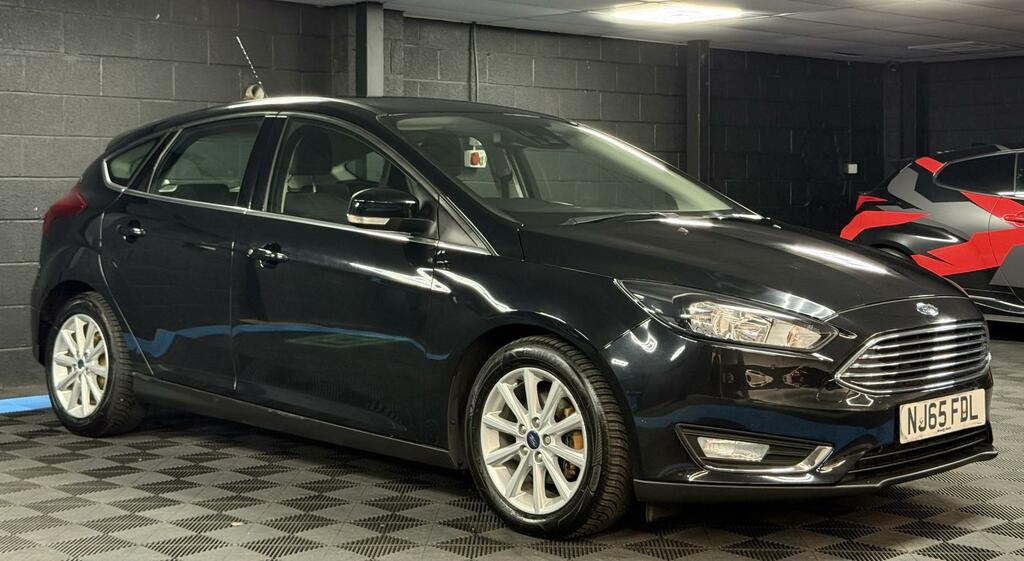 Ford Focus 1.6 Titanium Hatchback Powershift Euro NJ65FDL Black #3