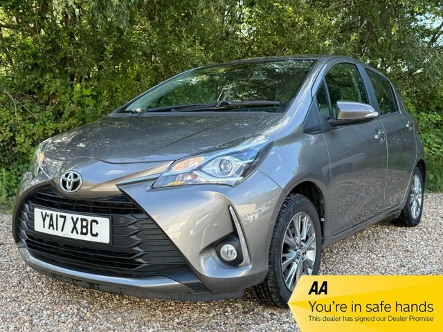 Toyota Yaris Vvt-i Icon Tech Hatchback Brown
