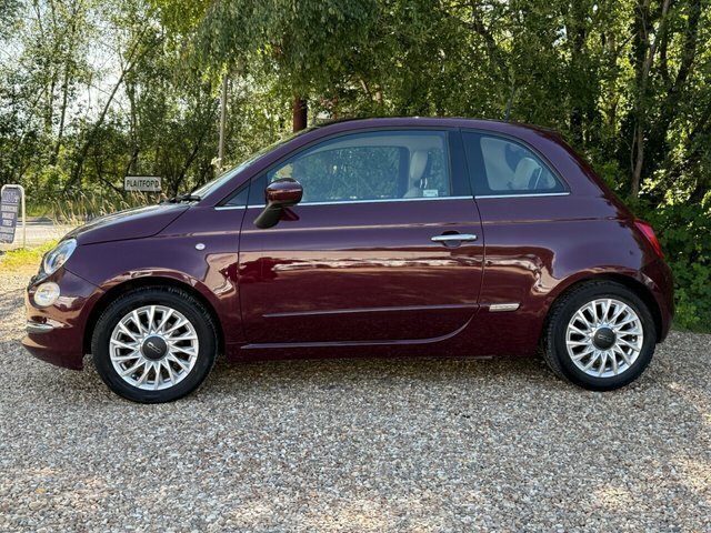 Fiat 500 Lounge Hatchback Red #2