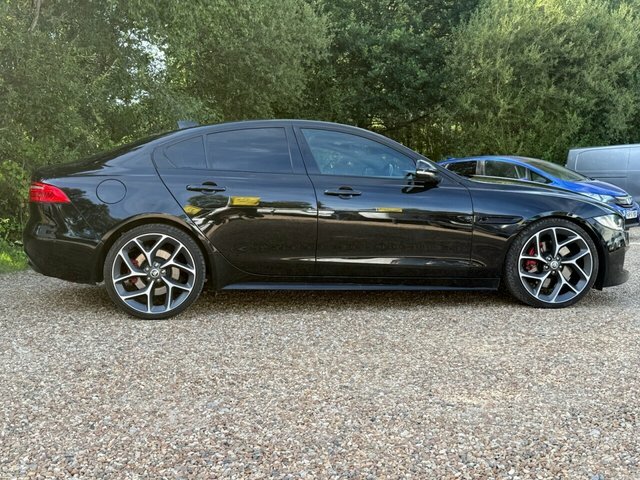 Jaguar XE V6 S Saloon Black #6