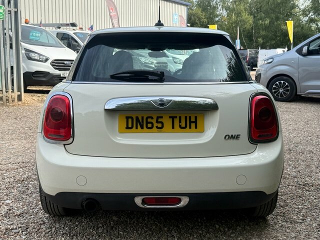 Mini Hatch One Hatchback DN65TUH White #4