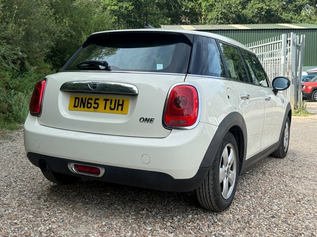 Mini Hatch One Hatchback DN65TUH White #5