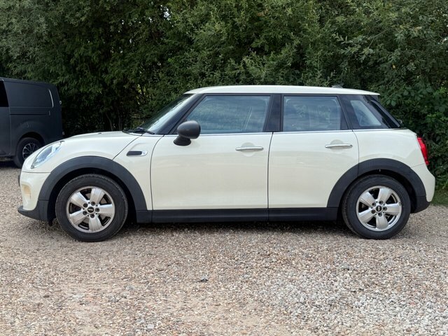 Mini Hatch One Hatchback DN65TUH White #2