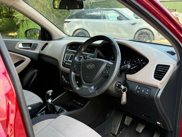 Hyundai I20 Hatchback  #12
