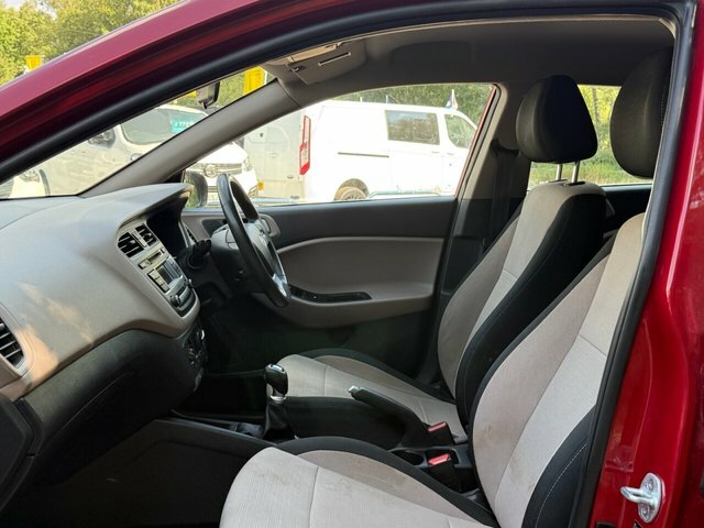 Hyundai I20 Hatchback  #8