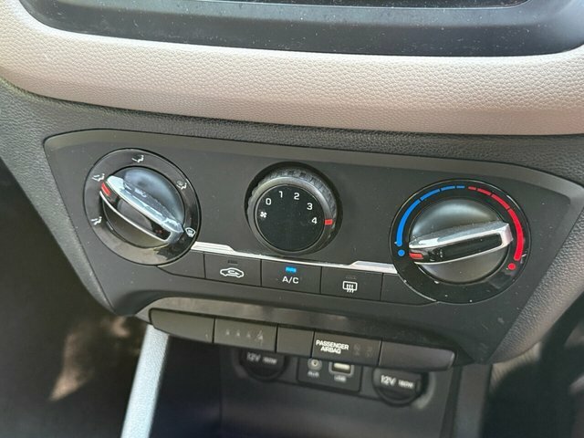 Hyundai I20 Hatchback  #16