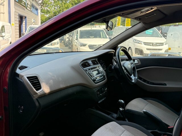Hyundai I20 Hatchback  #9