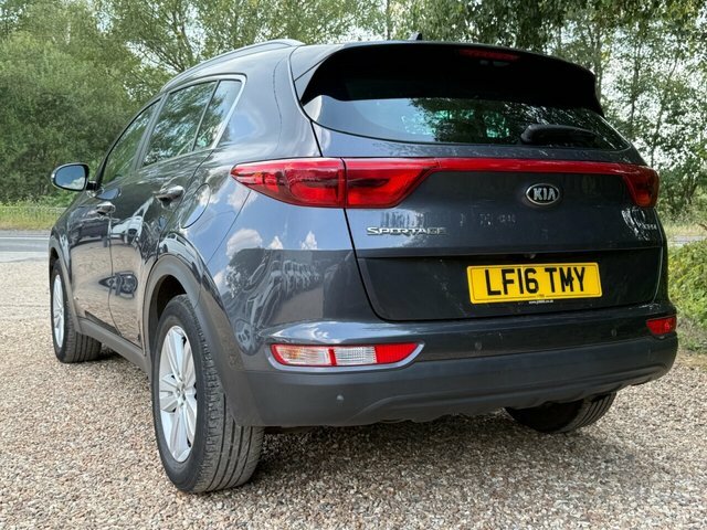 Kia Sportage Crdi Kx-2 Suv Silver #3