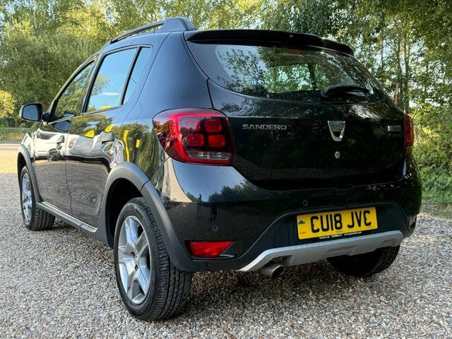 Dacia Sandero Stepway Tce Laureate Hatchback Black #3