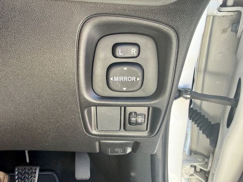 Toyota Aygo Aygo X-cite Vvt-i Cvt Orange #27