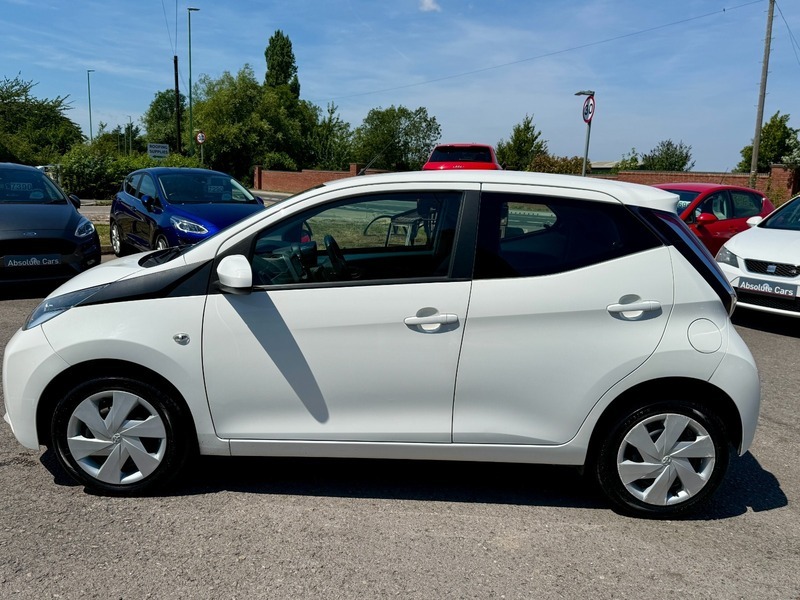 Toyota Aygo Aygo X-cite Vvt-i Cvt Orange #8
