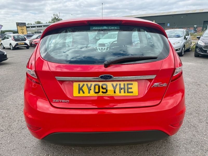 Ford Fiesta Hatchback Grey #11