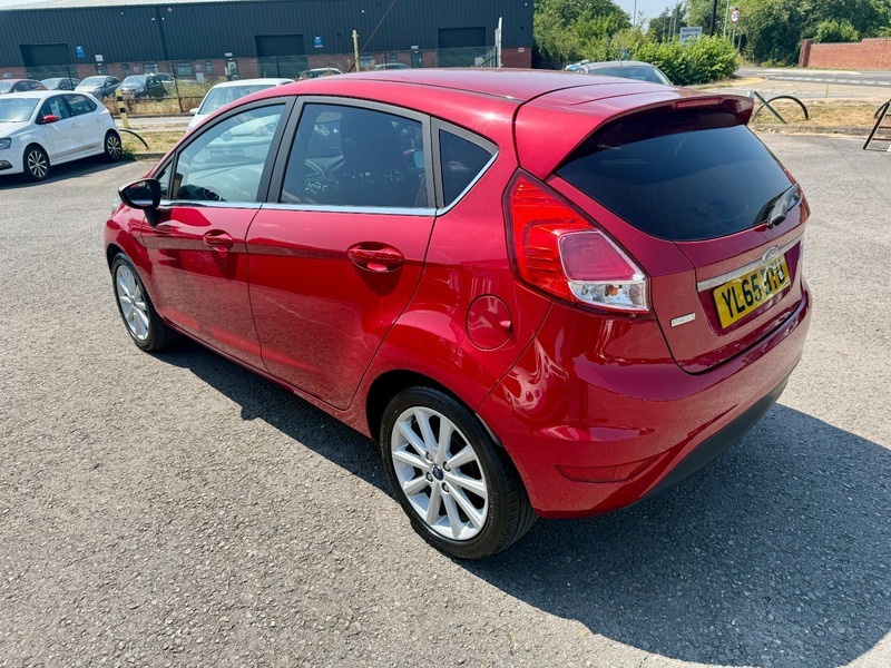 Ford Fiesta Titanium 20 Taxcruise2 Keysb Red #3