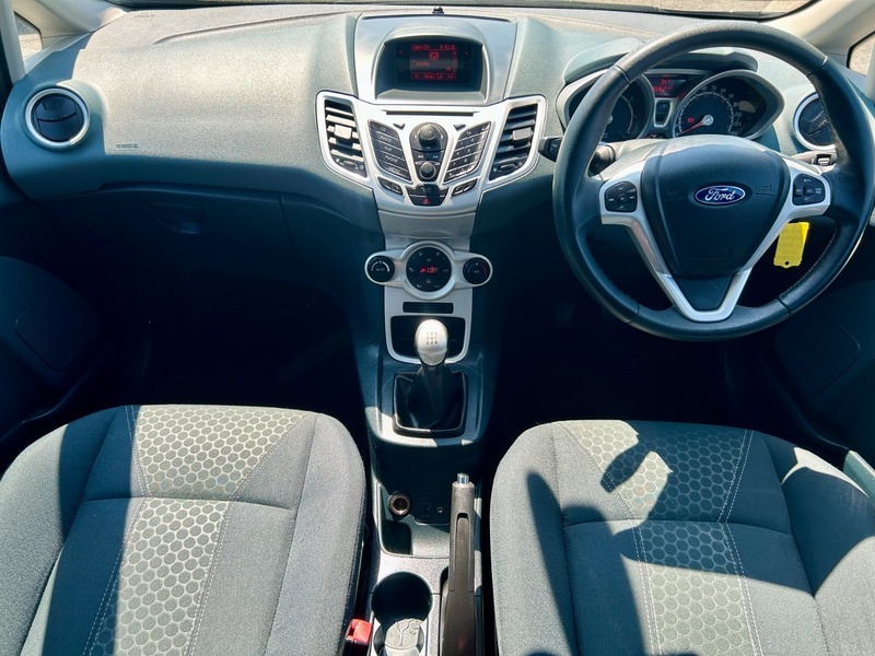 Ford Fiesta Titanium Cruiseb Toothisofix Black #2