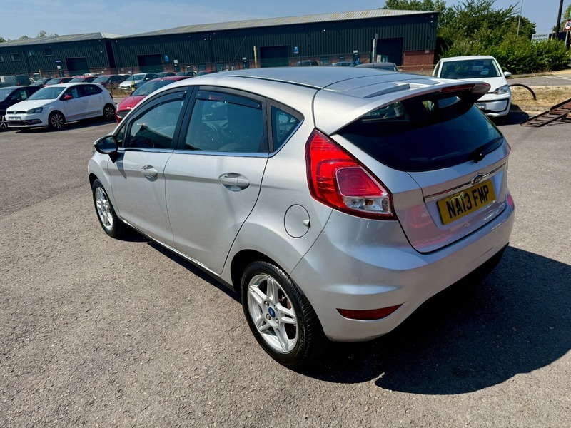Ford Fiesta Zetec 20 Taxbluetoothclean Mot Silver #2