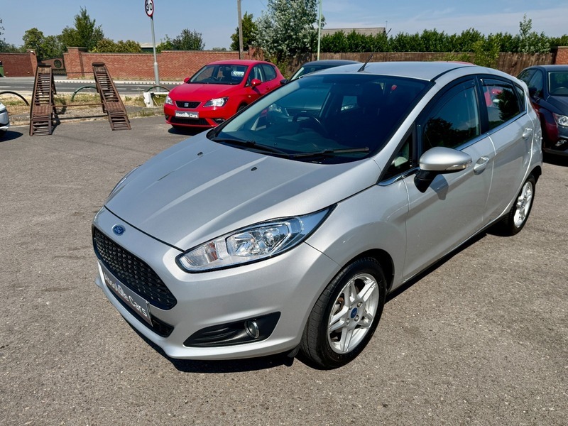 Ford Fiesta Zetec 20 Taxbluetoothclean Mot Silver #6