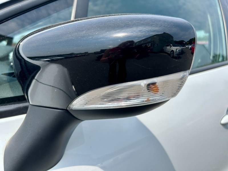 Renault Clio 0.9 Tce 90 Dynamique S Nav 2016 Blue #10