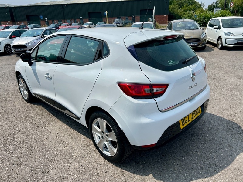 Renault Clio Dynamique Nav 16V Navb White #3