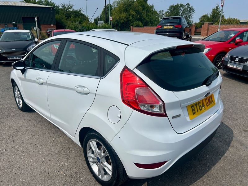 Ford Fiesta Zetec 20 Taxbluetoothclean Mot White #3