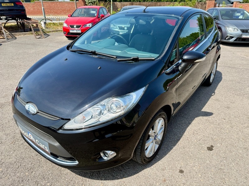 Ford Fiesta 1.3L Style White #7