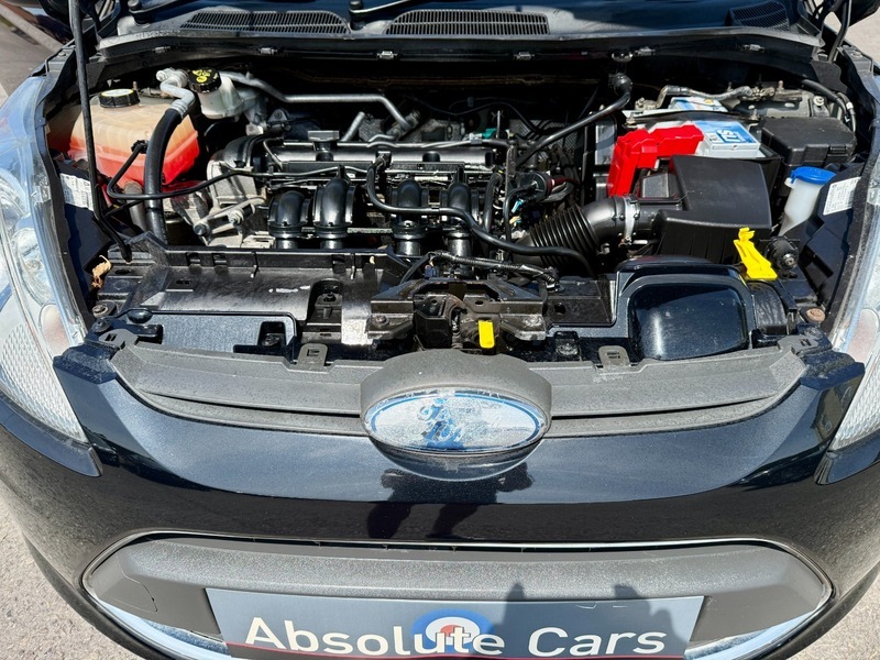 Ford Fiesta 1.3L Style White #29